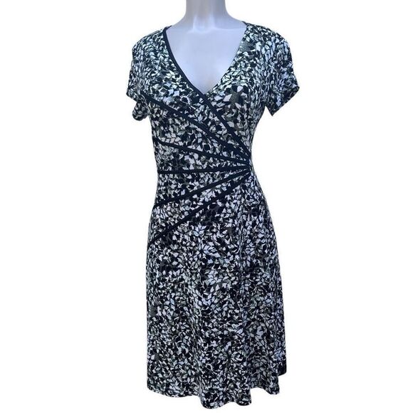 connected apparel Dresses & Skirts - Connected Faux Wrap Dress Women's 10P Short Sleeve Abstract V-Neck Knee Length